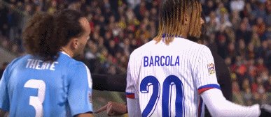 1728948140681073596.gif 比法穆阿尼1.gif