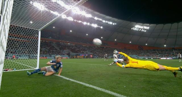 1669214586392087249.jpg 1669214573.jpg