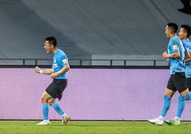 开云体育平台app-【中超观察】让足球回归本身 “大连人现象”才是希望