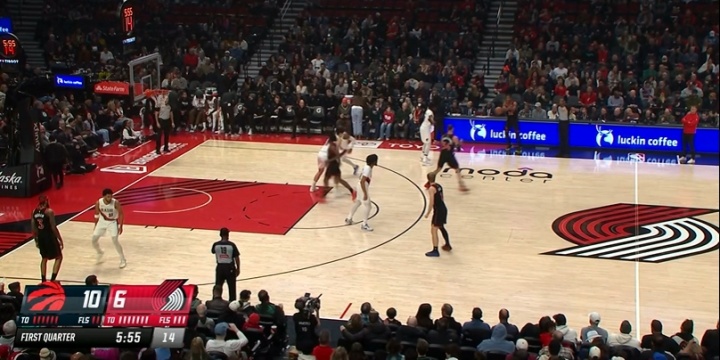 开云体育官网-来了来了!首节5分55秒!杨瀚森直接替换登场了!