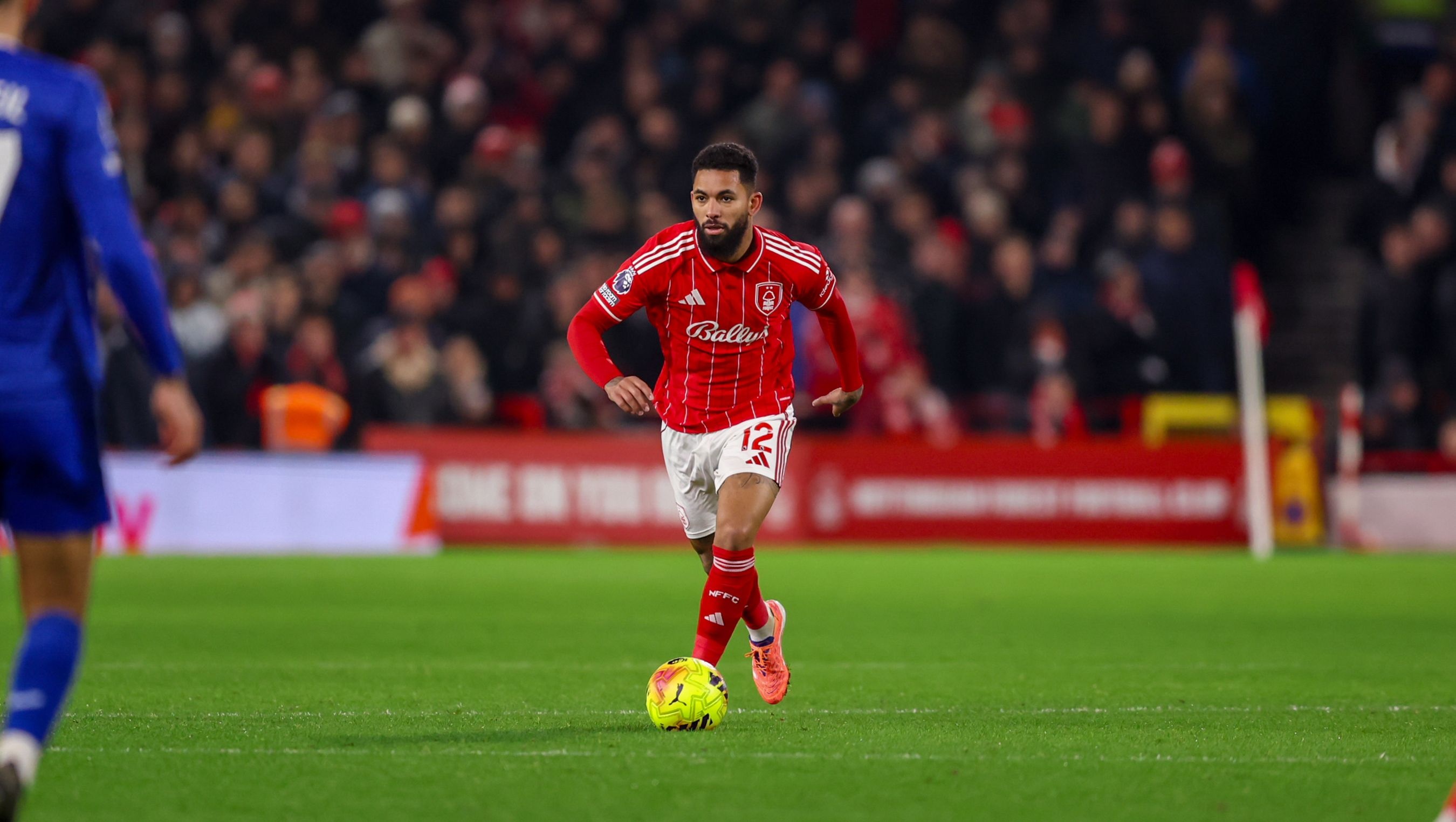 开云体育平台app-斯基拉：维拉租借+选择买断报价道格拉斯，尤文要求永久转会