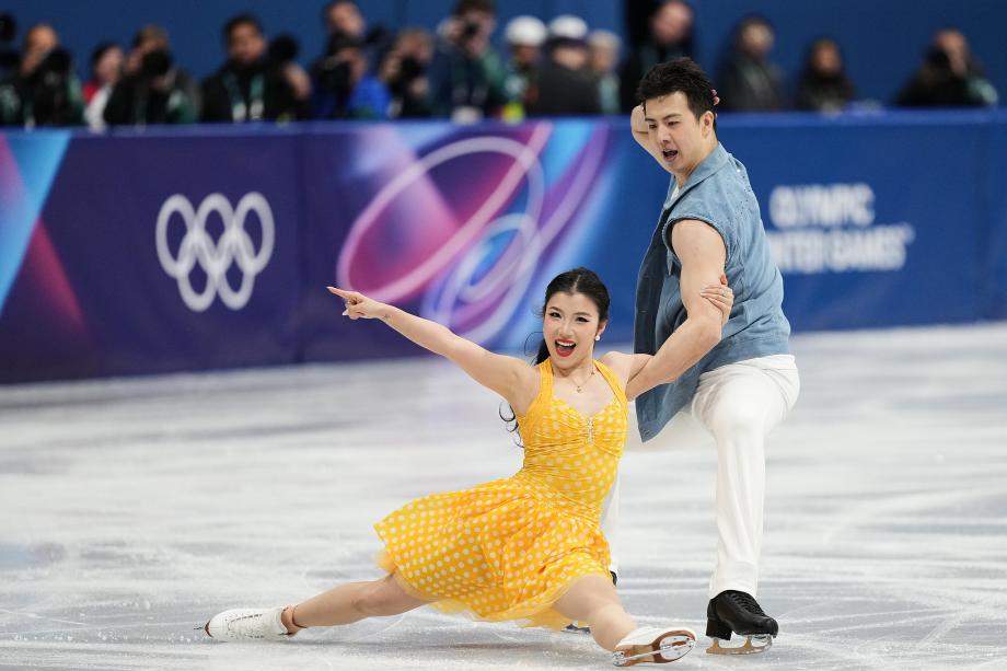 开云体育平台app-冬奥会花样滑冰团体赛：王诗玥/柳鑫宇获得64.92分
